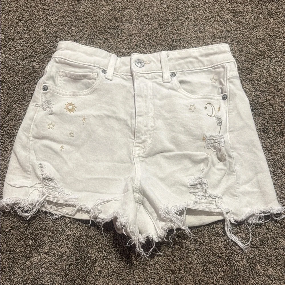 American Eagle White Jean Shorts with Embroidery - Picture 1 of 4